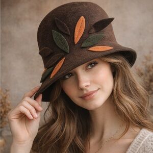 🍁 Vintage Jennifer Hoertz of New York Felt Cloche Hat | Leaf Appliqué | Brown